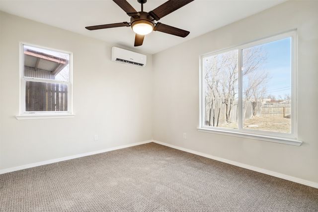 1647 Calle Sotero, Santa Fe, NM 87507