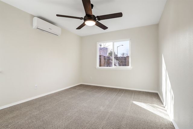 1647 Calle Sotero, Santa Fe, NM 87507