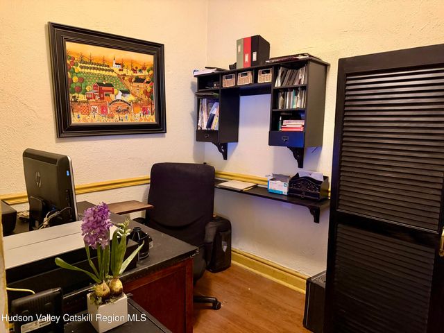 20 8th Street, Hudson, NY 12534