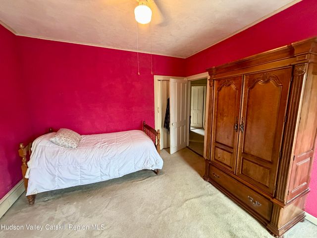 20 8th Street, Hudson, NY 12534