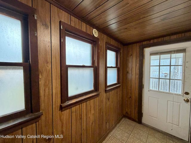 20 8th Street, Hudson, NY 12534