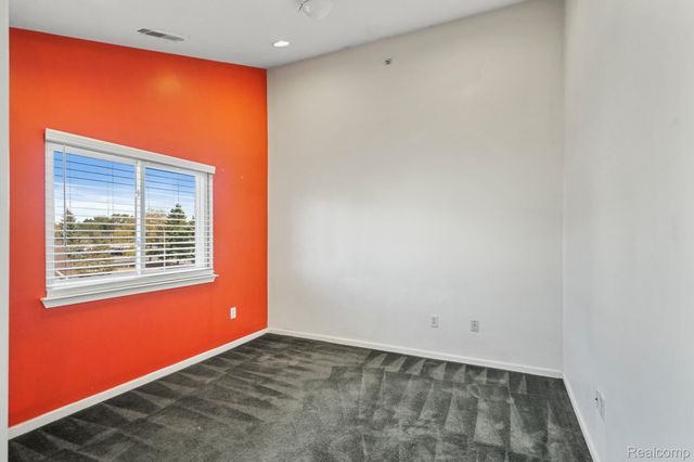 864 Amanda Lane, Pontiac, MI 48340