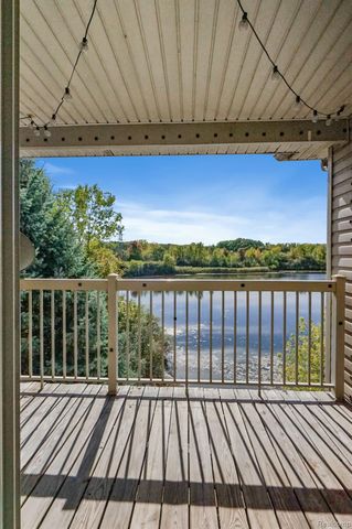 864 Amanda Lane, Pontiac, MI 48340