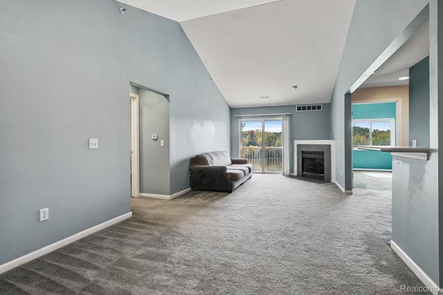 864 Amanda Lane, Pontiac, MI 48340