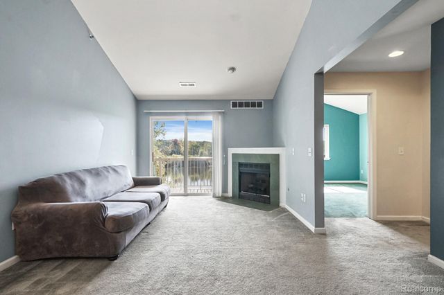 864 Amanda Lane, Pontiac, MI 48340