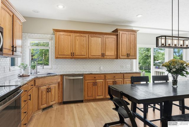 17321 Spencer Street, Omaha, NE 68116
