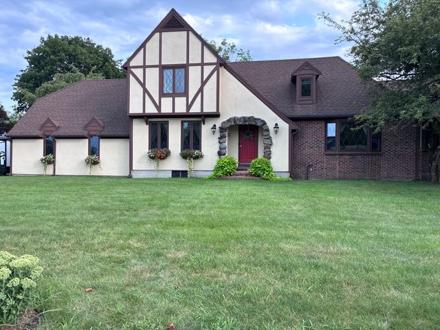 6 Old Homestead Road, Methuen, MA 01844