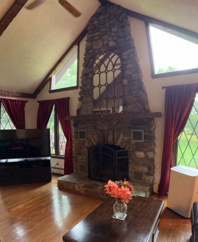 6 Old Homestead Road, Methuen, MA 01844
