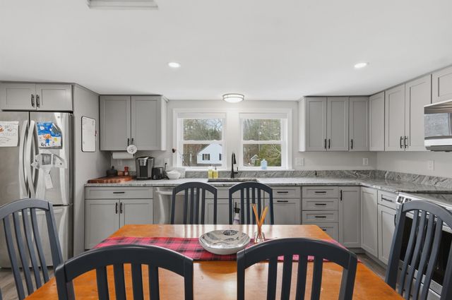 155 Court Street, Exeter, NH 03833