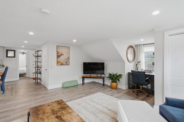 155 Court Street, Exeter, NH 03833