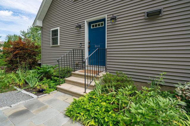 864 South Rd., Ashby, MA 01431