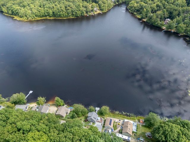 864 South Rd., Ashby, MA 01431
