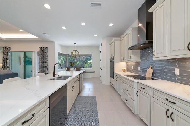 3839 158TH AVENUE CIRCLE E, Parrish, FL 34219