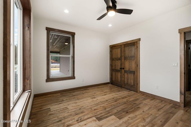 147 Backtrack RD, Sandpoint, ID 83864