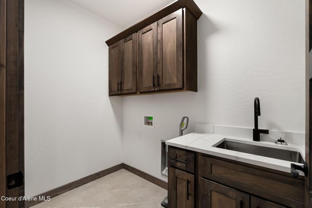 147 Backtrack RD, Sandpoint, ID 83864