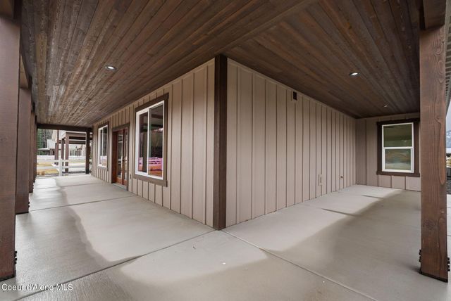 147 Backtrack RD, Sandpoint, ID 83864