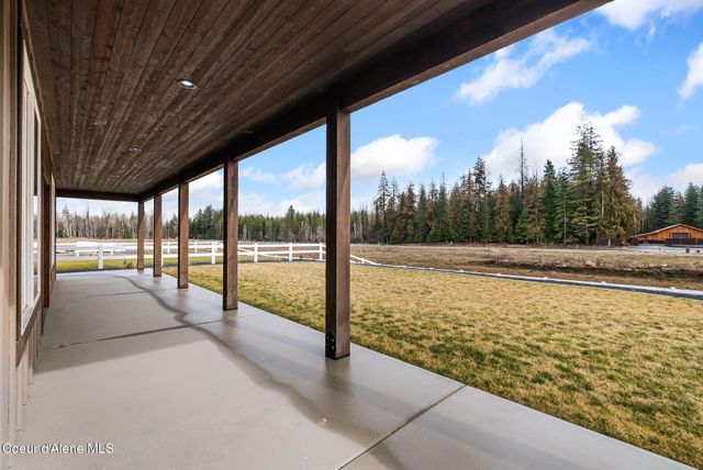 147 Backtrack RD, Sandpoint, ID 83864