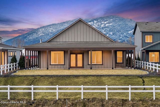 147 Backtrack RD, Sandpoint, ID 83864