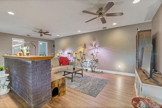 802 HASTINGS DRIVE, Kissimmee, FL 34744