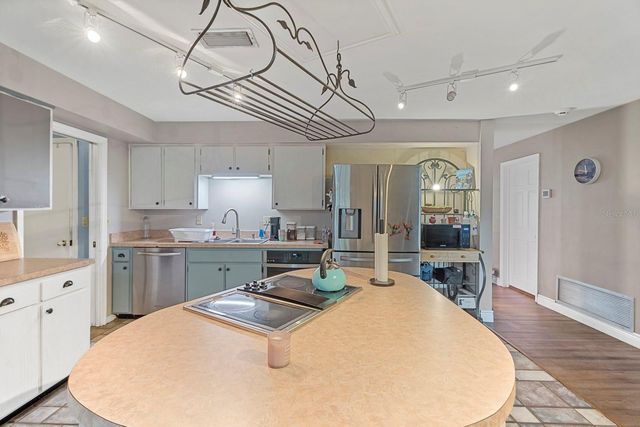 802 HASTINGS DRIVE, Kissimmee, FL 34744