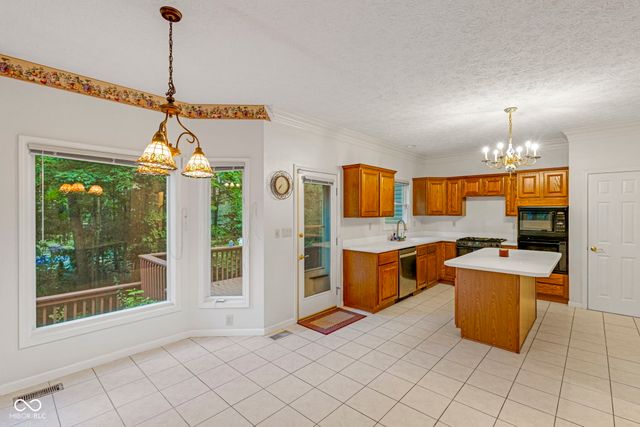 707 Emerald Drive, Lafayette, IN 47905