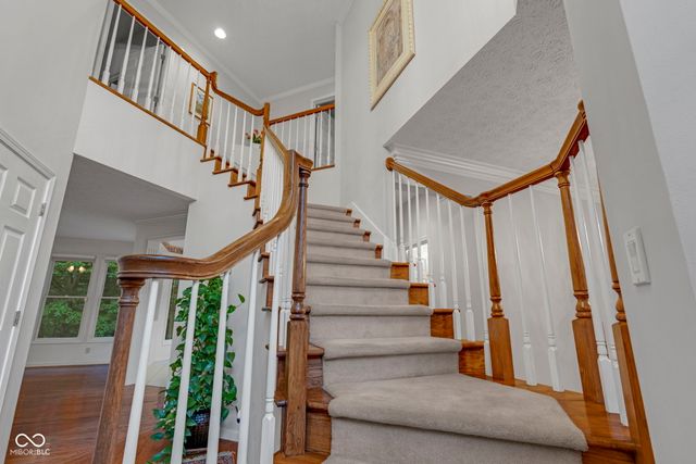 707 Emerald Drive, Lafayette, IN 47905