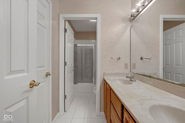 707 Emerald Drive, Lafayette, IN 47905