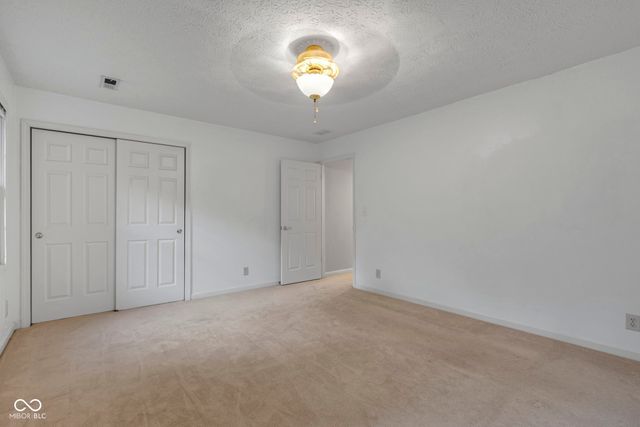 707 Emerald Drive, Lafayette, IN 47905