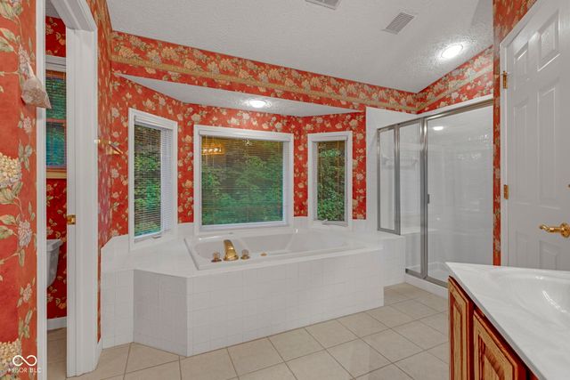 707 Emerald Drive, Lafayette, IN 47905