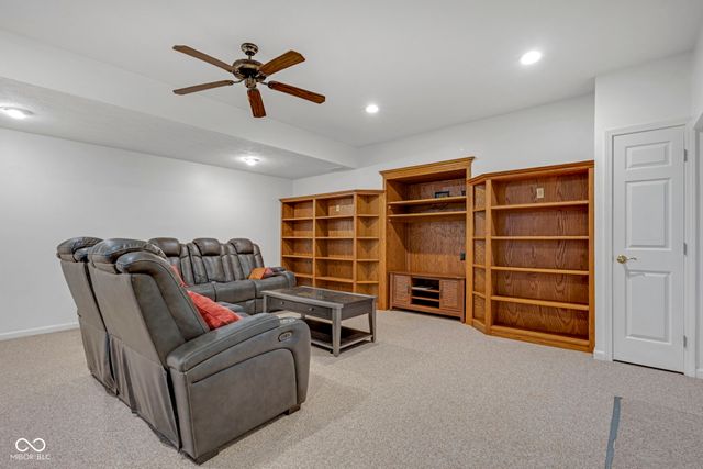 707 Emerald Drive, Lafayette, IN 47905
