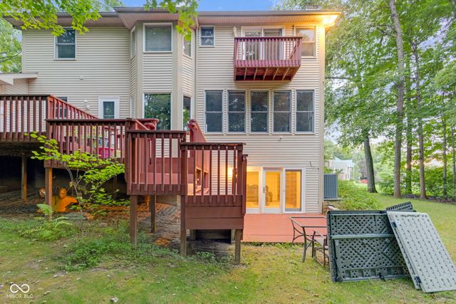 707 Emerald Drive, Lafayette, IN 47905
