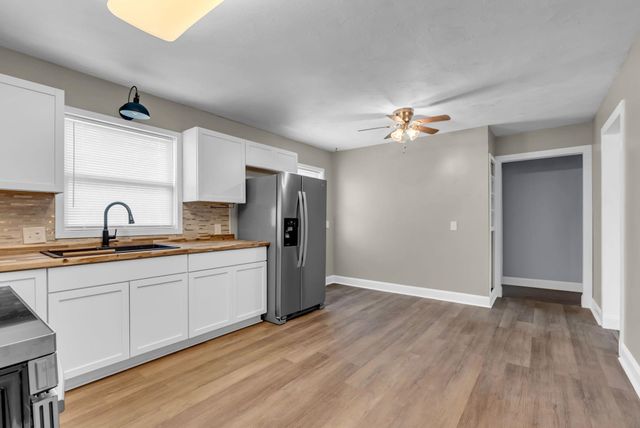 11145 Anthony Ln, Mulvane, KS 67110