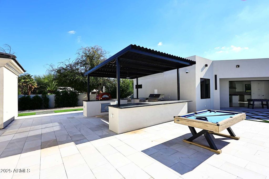 Image 103 of property listing at 6927 E DOUBLETREE RANCH Road, Paradise Valley, AZ 85253