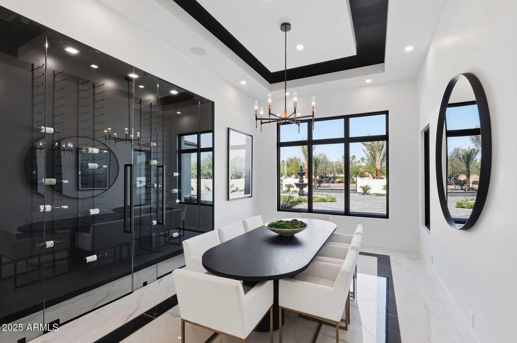 Image 18 of property listing at 6927 E DOUBLETREE RANCH Road, Paradise Valley, AZ 85253