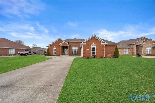 115 Brier Rose Lane, Harvest, AL 35749