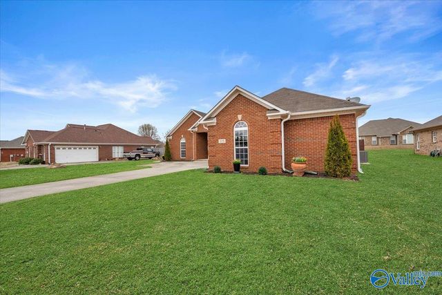 115 Brier Rose Lane, Harvest, AL 35749