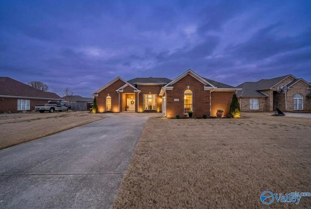 115 Brier Rose Lane, Harvest, AL 35749