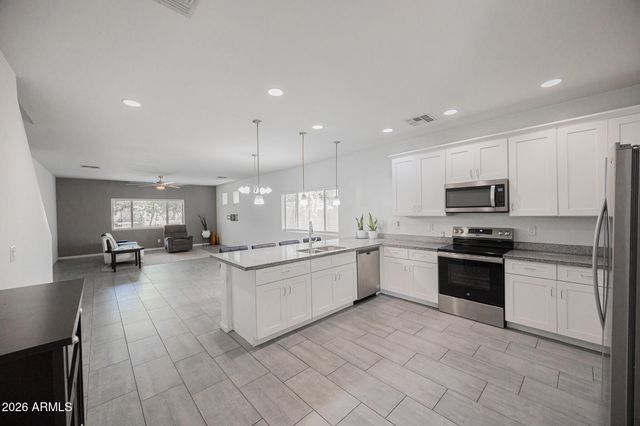 1711 W POLLACK Street, Phoenix, AZ 85041