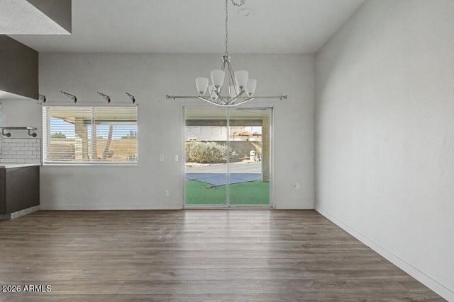 10706 W PINION Lane, Sun City, AZ 85373