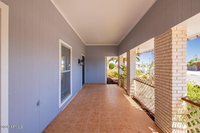 10706 W PINION Lane, Sun City, AZ 85373