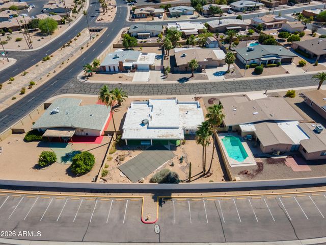 10706 W PINION Lane, Sun City, AZ 85373
