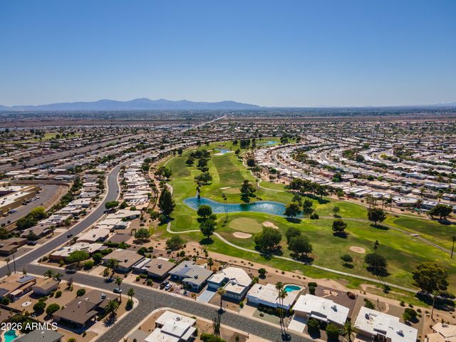 10706 W PINION Lane, Sun City, AZ 85373