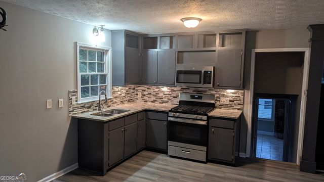 3124 Stanford Circle, Lawrenceville, GA 30044