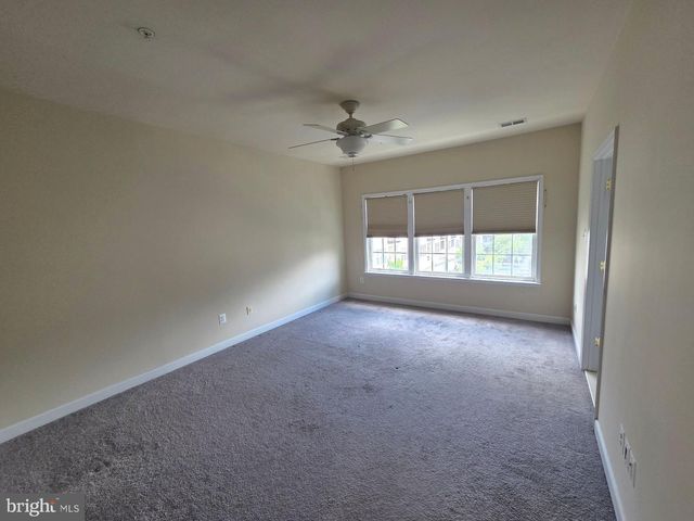 308 GARDEN VIEW SQ, Rockville, MD 20850