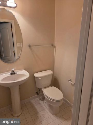 308 GARDEN VIEW SQ, Rockville, MD 20850