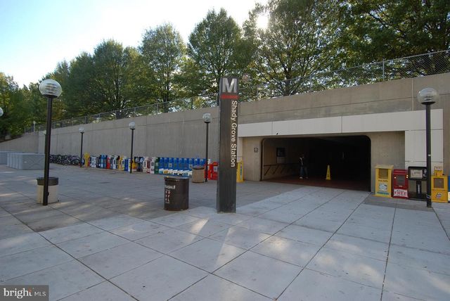 308 GARDEN VIEW SQ, Rockville, MD 20850