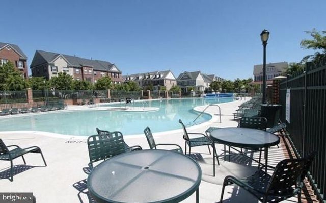 308 GARDEN VIEW SQ, Rockville, MD 20850