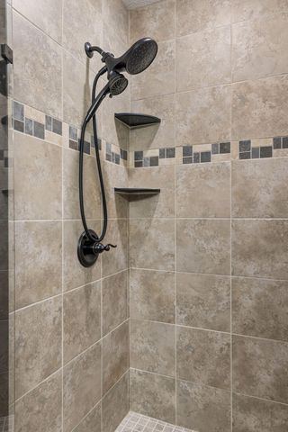 314 Wedgewood Drive, Mahtomedi, MN 55115