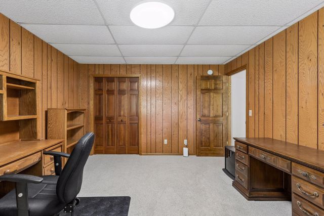 314 Wedgewood Drive, Mahtomedi, MN 55115