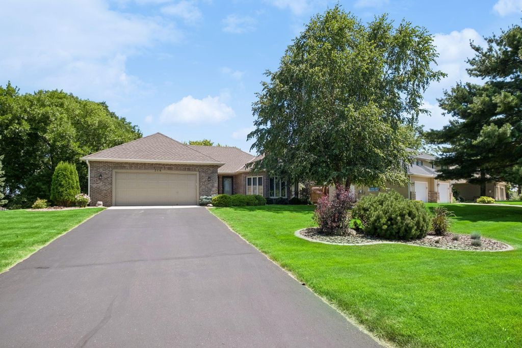 314 Wedgewood Drive, Mahtomedi, MN 55115 — photo 3